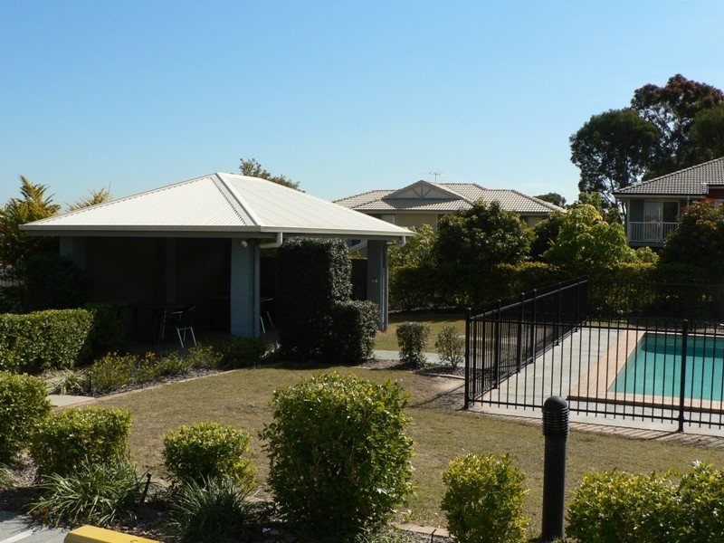 1 Daintree Drive, Parkinson QLD 4115