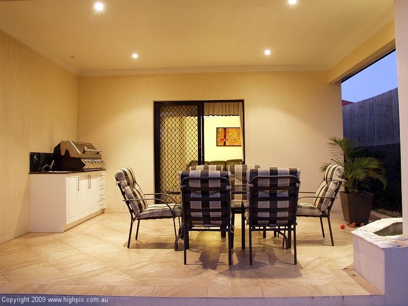 79 The Parkway, Stretton QLD 4116