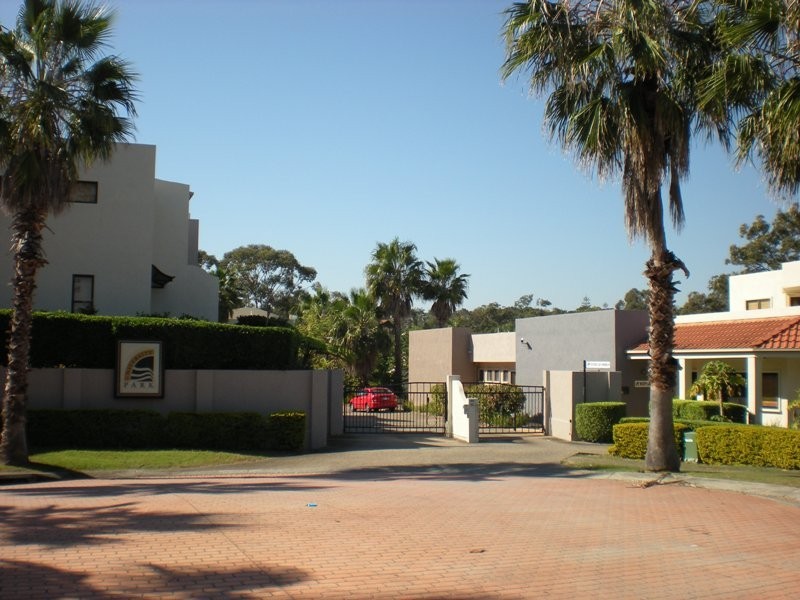 50/45 Barrett Street, Robertson QLD 4109