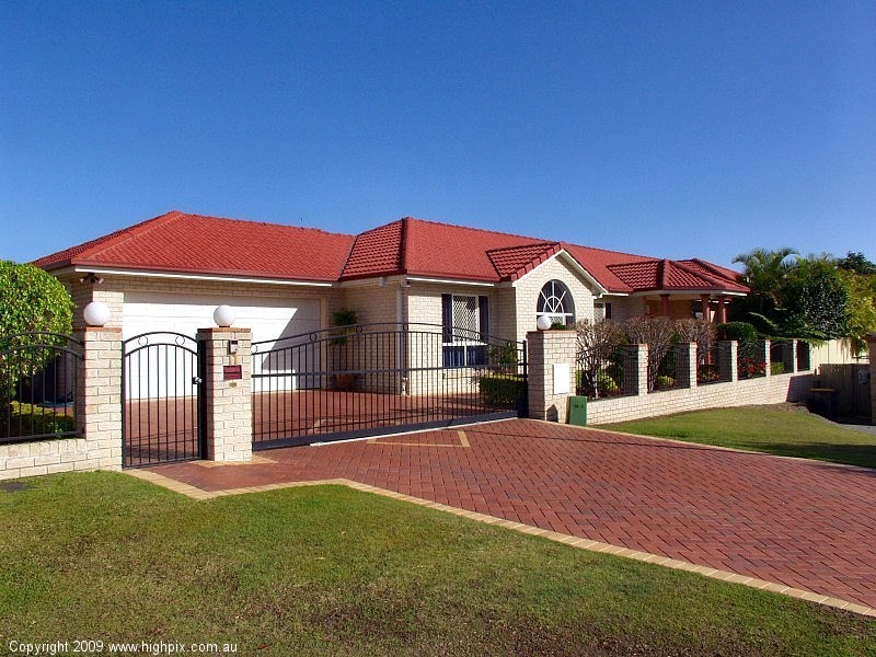 11 Mitchell Place, Parkinson QLD 4115