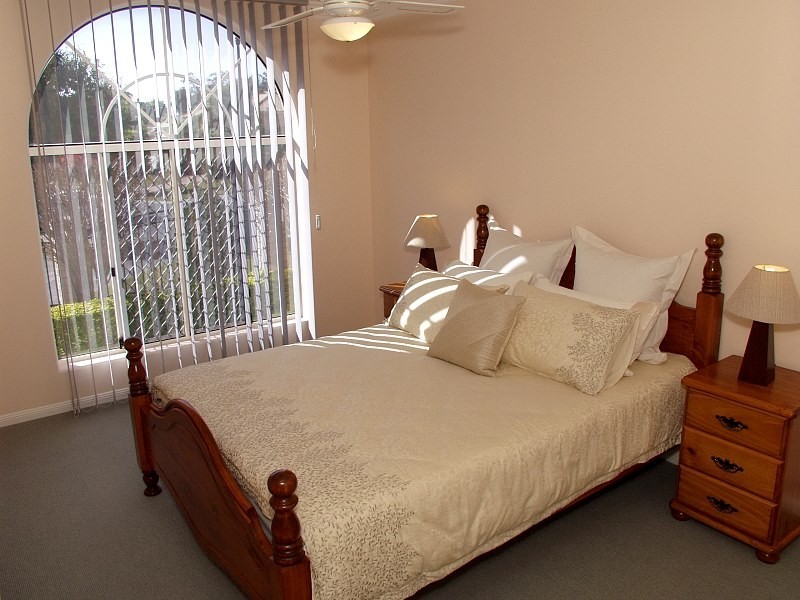 11 Mitchell Place, Parkinson QLD 4115