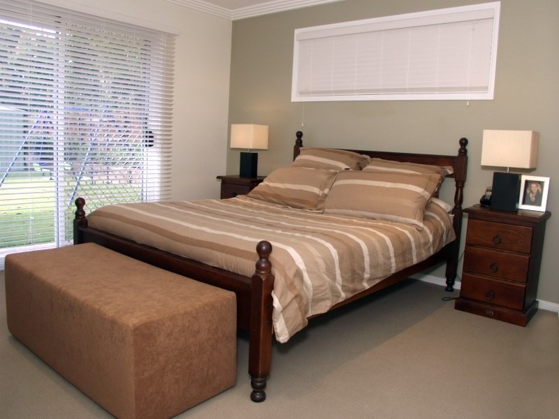 24 Bowood Place, Parkinson QLD 4115