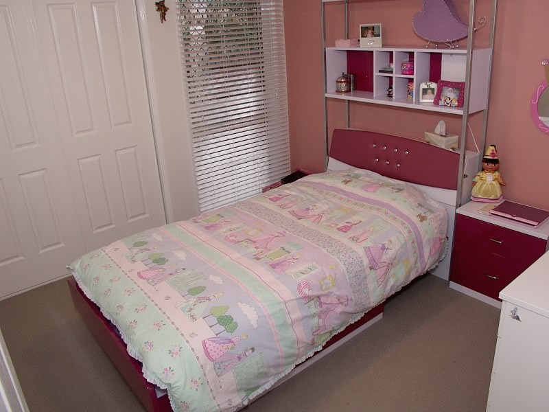 24 Bowood Place, Parkinson QLD 4115