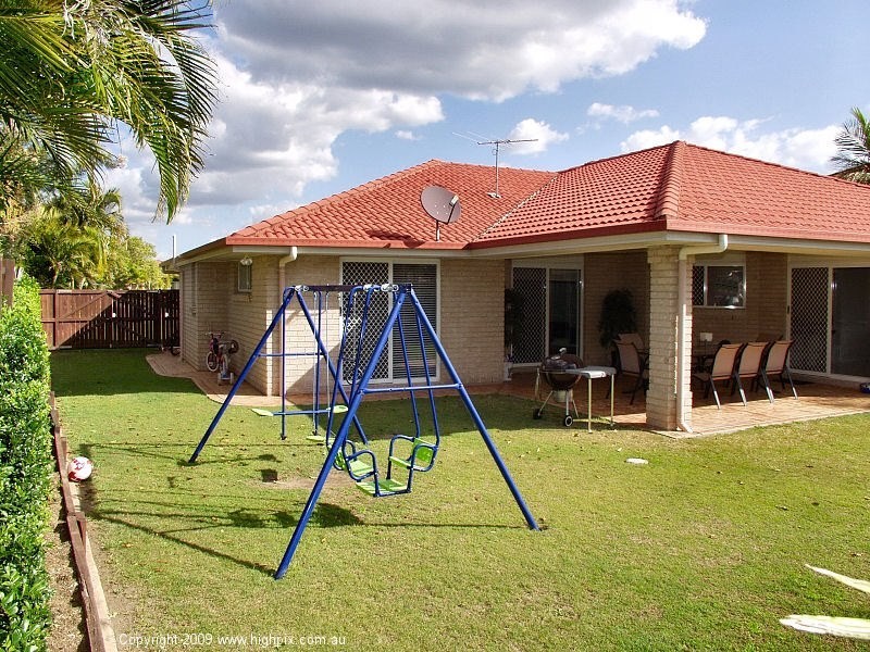 24 Bowood Place, Parkinson QLD 4115