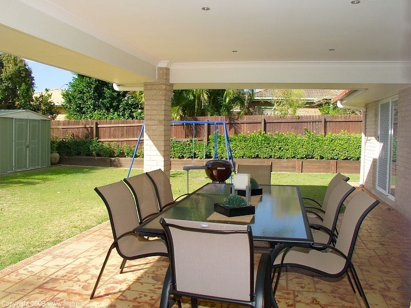 24 Bowood Place, Parkinson QLD 4115