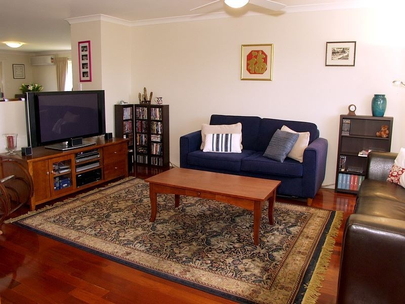 96a Golden Avenue, Calamvale QLD 4116