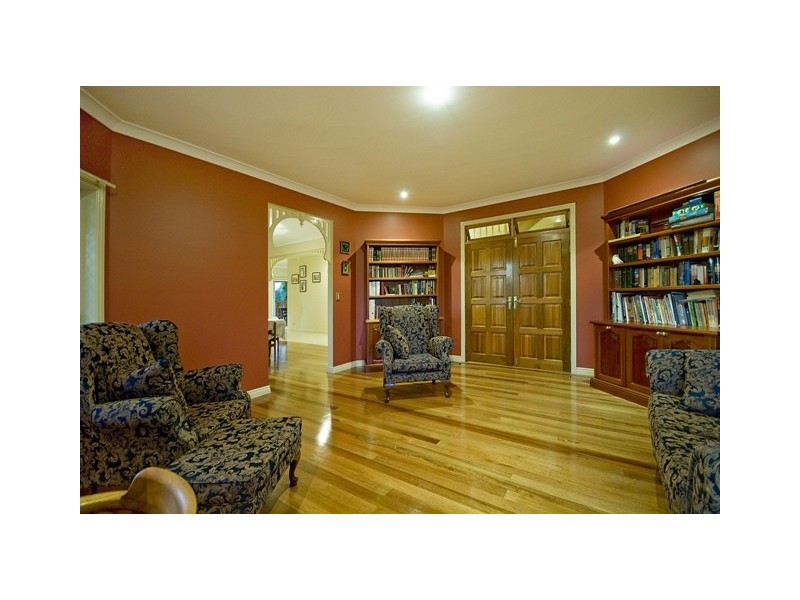 2 Satch Ct, Eight Mile Plains QLD 4113