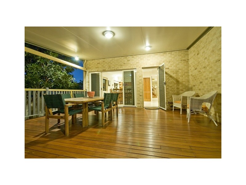 2 Satch Ct, Eight Mile Plains QLD 4113