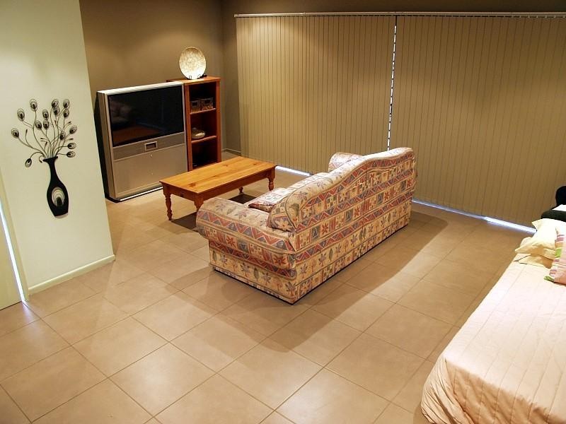 11 Balgownie Crescent, Parkinson QLD 4115