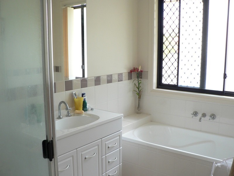 9 Stringybark Street, Sunnybank Hills QLD 4109