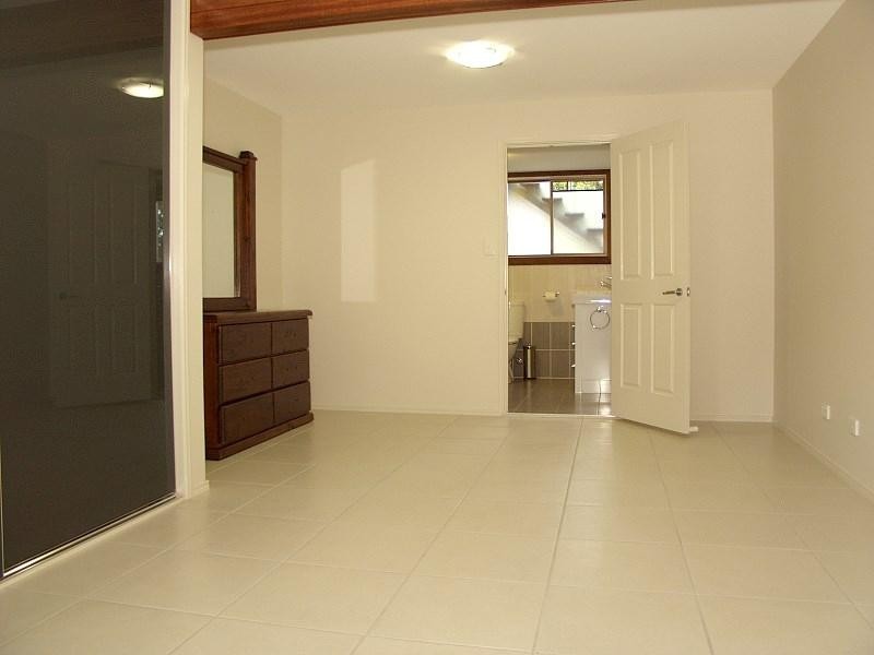 34 Pompadour Street, Sunnybank Hills QLD 4109