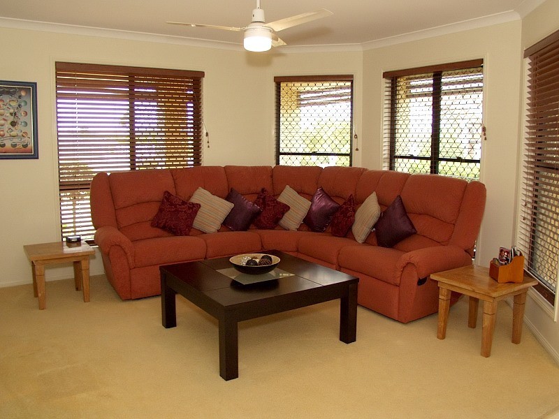 64 Prospect Street, Parkinson QLD 4115