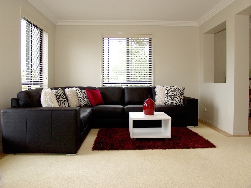 2 Crystal Court, Parkinson QLD 4115