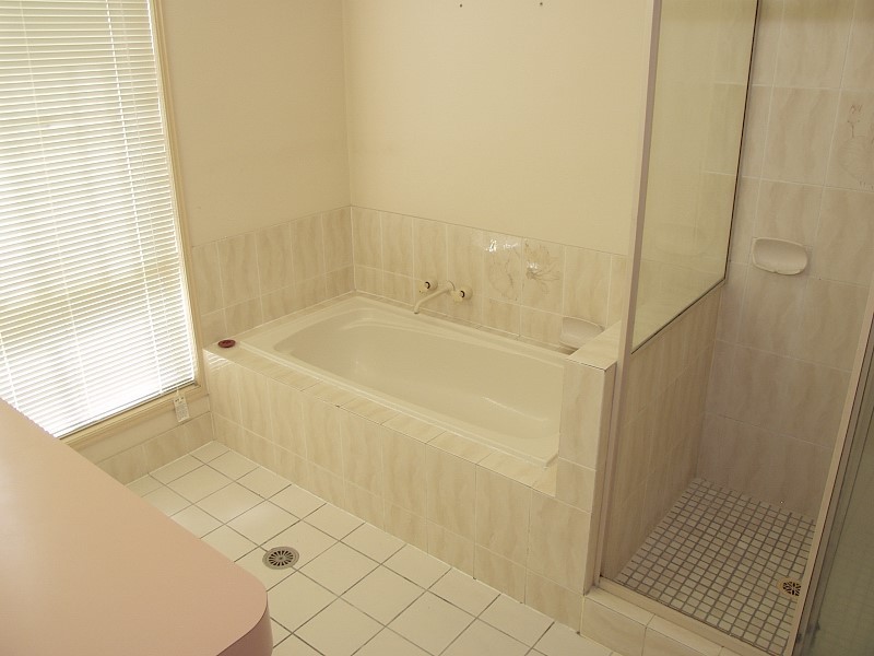 46 Chateau Street, Calamvale QLD 4116