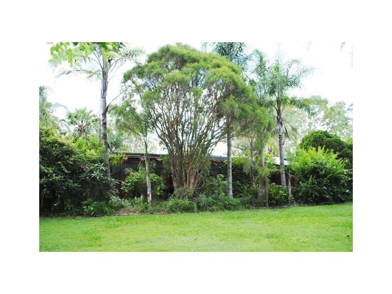 72 Dundee Road, North Maclean QLD 4280