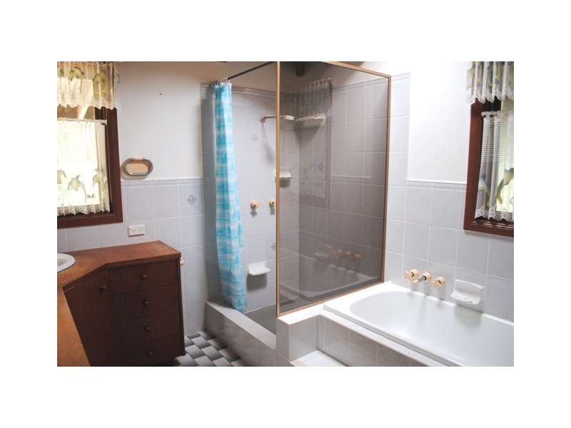 296 Goodna Road, Greenbank QLD 4124