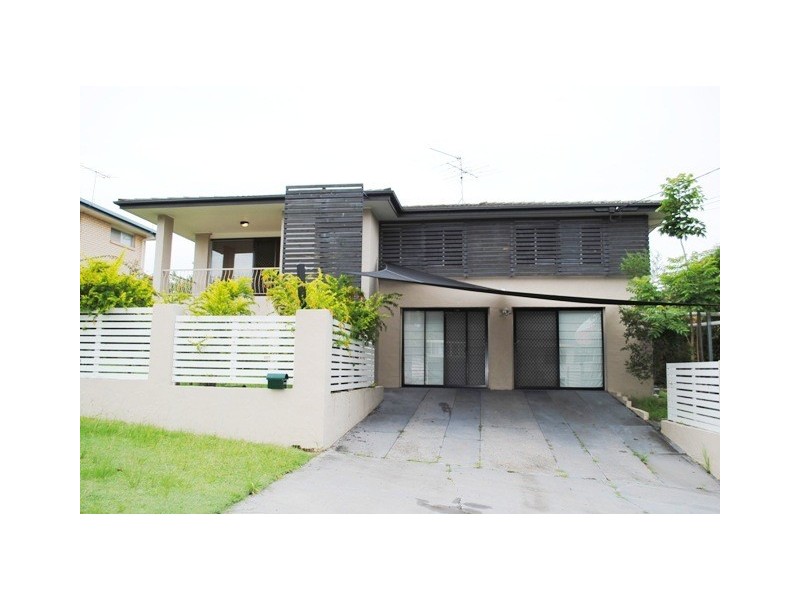 100 Wadley Street, Macgregor QLD 4109