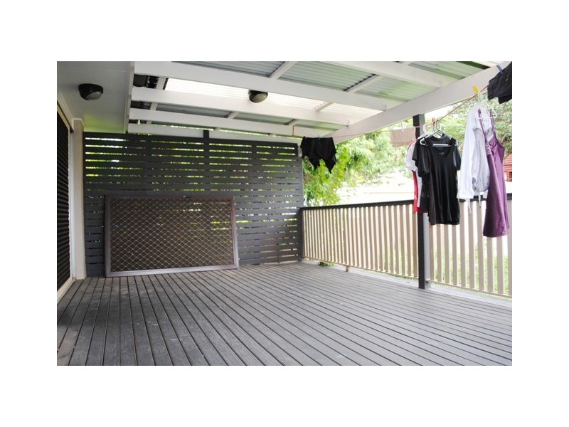 100 Wadley Street, Macgregor QLD 4109