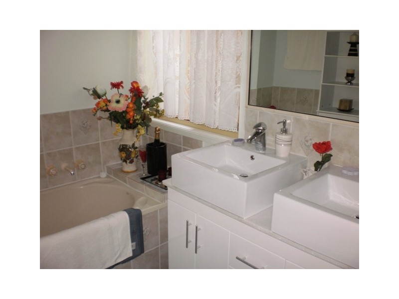 9 Turquoise Place, Wavell Heights QLD 4012