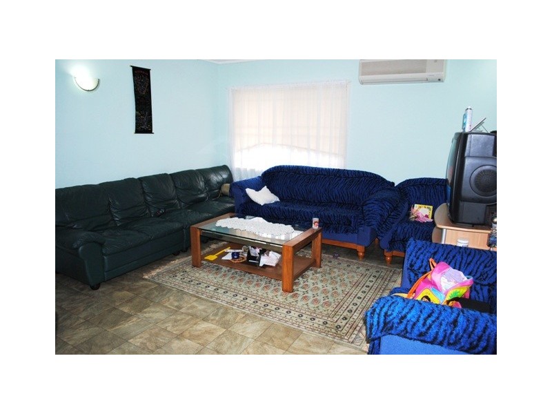 35 Southgate Drive, Woodridge QLD 4114