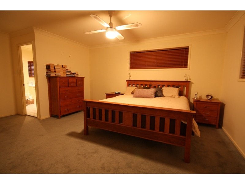 58 Azalea Cr, Calamvale QLD 4116