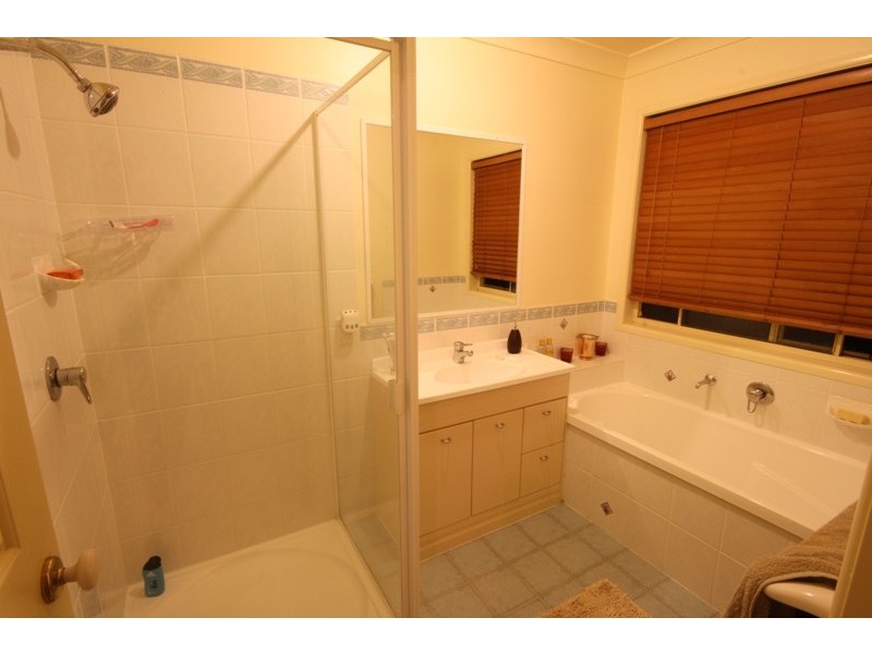 58 Azalea Cr, Calamvale QLD 4116