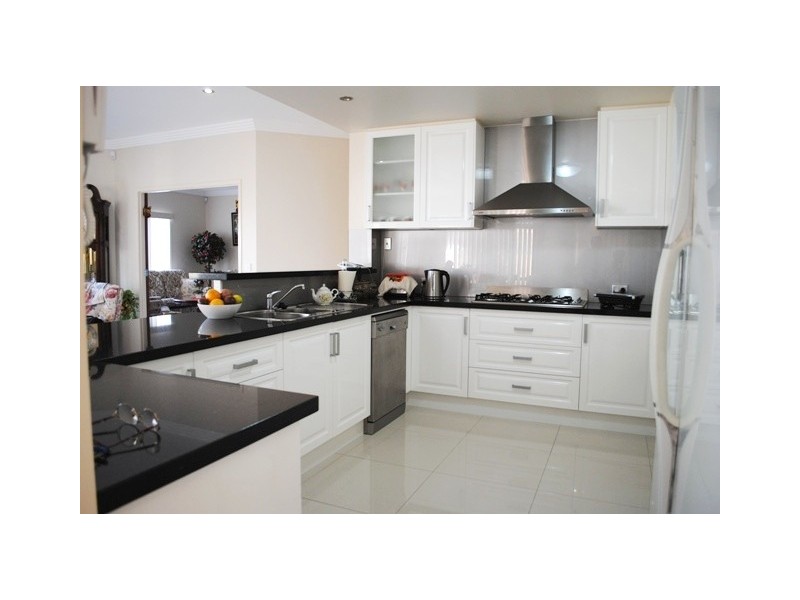 122 Kingman Street, Sunnybank Hills QLD 4109