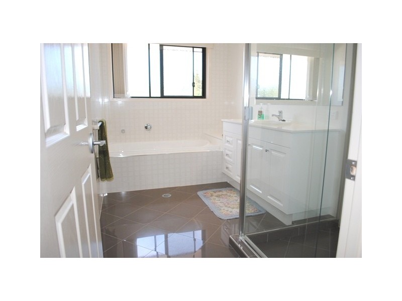 122 Kingman Street, Sunnybank Hills QLD 4109