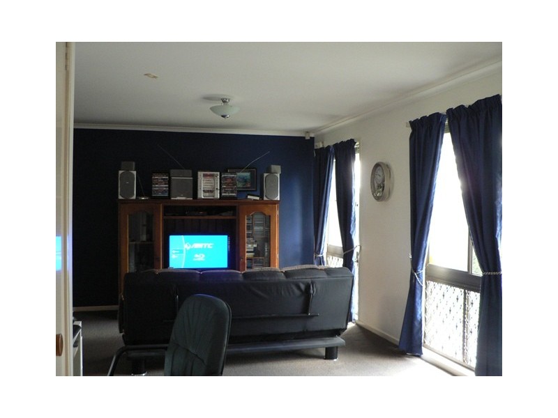 168 Johnson Road (SERVICE ROAD), Hillcrest QLD 4118