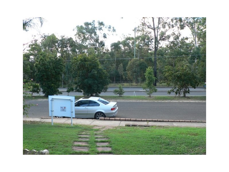 168 Johnson Road (SERVICE ROAD), Hillcrest QLD 4118