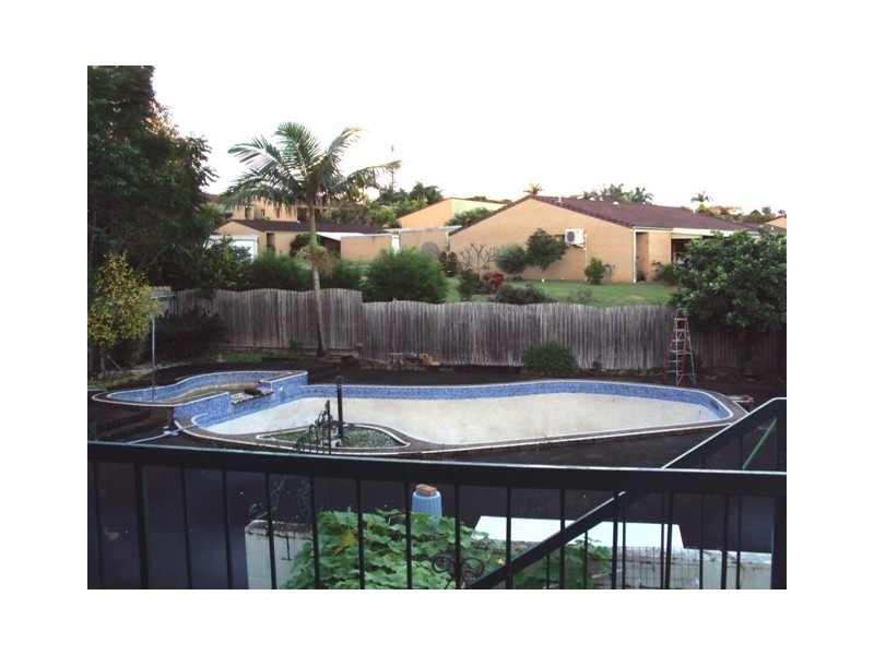 9 Kidd Street, Robertson QLD 4109