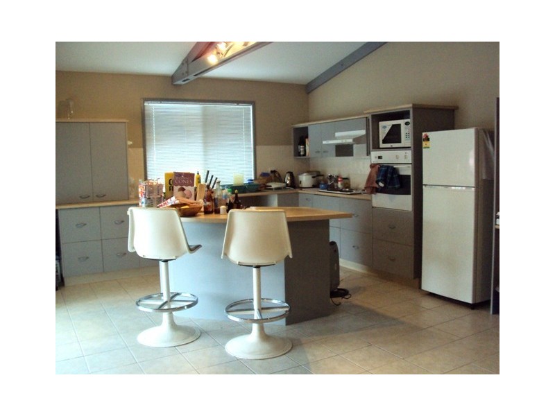 198 Boundary Road, Bardon QLD 4065