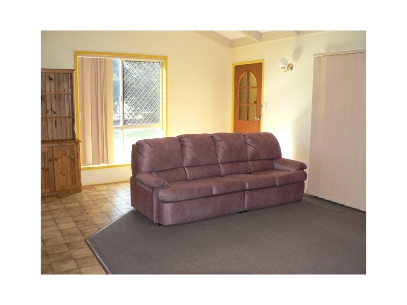 102 Dalmeny Street, Algester QLD 4115