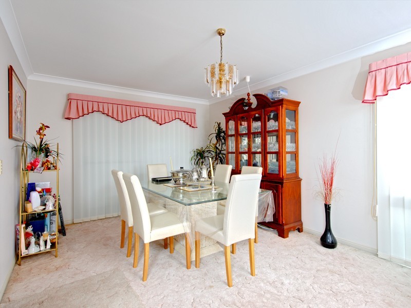 30 Poinciana Crescent, Stretton QLD 4116