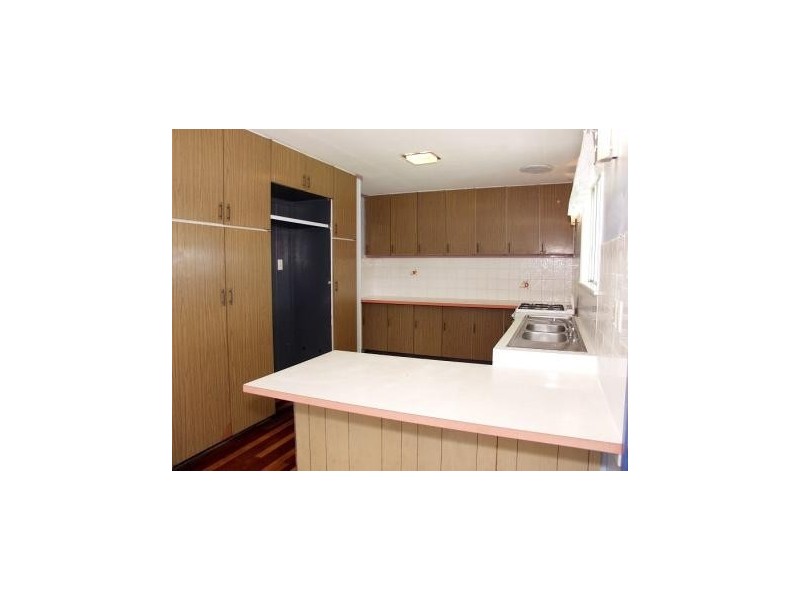 31 Stephen Street, Carole Park QLD 4300