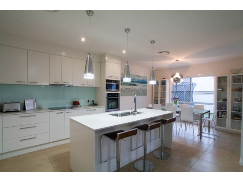 61 Walker Circuit, Eight Mile Plains QLD 4113