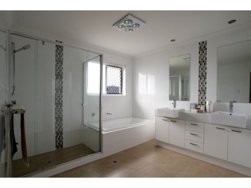 61 Walker Circuit, Eight Mile Plains QLD 4113