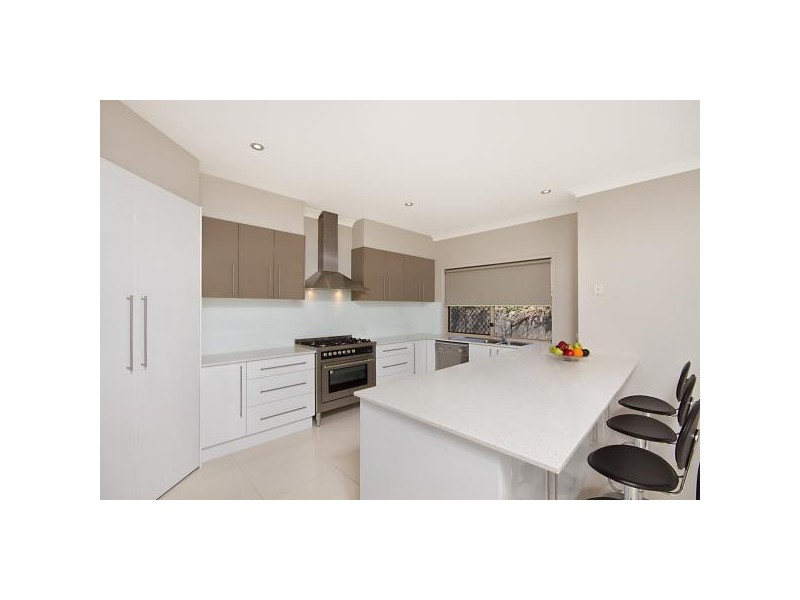 28 Gibraltar Cct, Parkinson QLD 4115