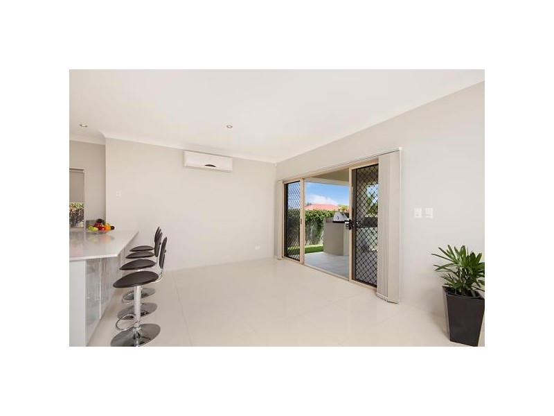 28 Gibraltar Cct, Parkinson QLD 4115