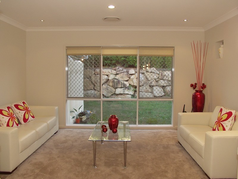 11 Hunter Close, Calamvale QLD 4116