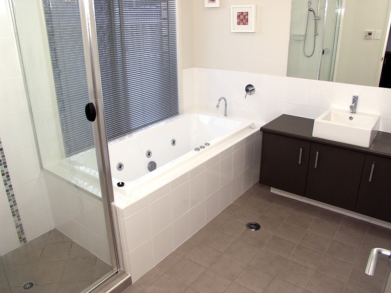 11 Hunter Close, Calamvale QLD 4116