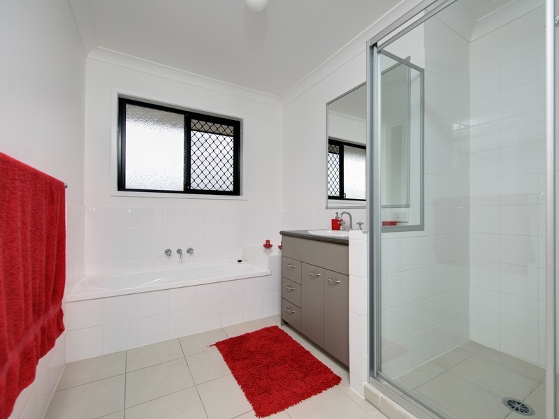 13 Pebbles Court, Berrinba QLD 4117