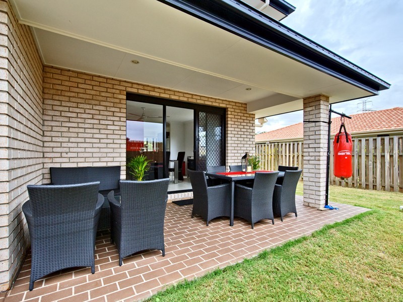 13 Pebbles Court, Berrinba QLD 4117