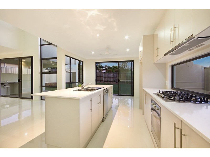 36 Langford Street, Eight Mile Plains QLD 4113