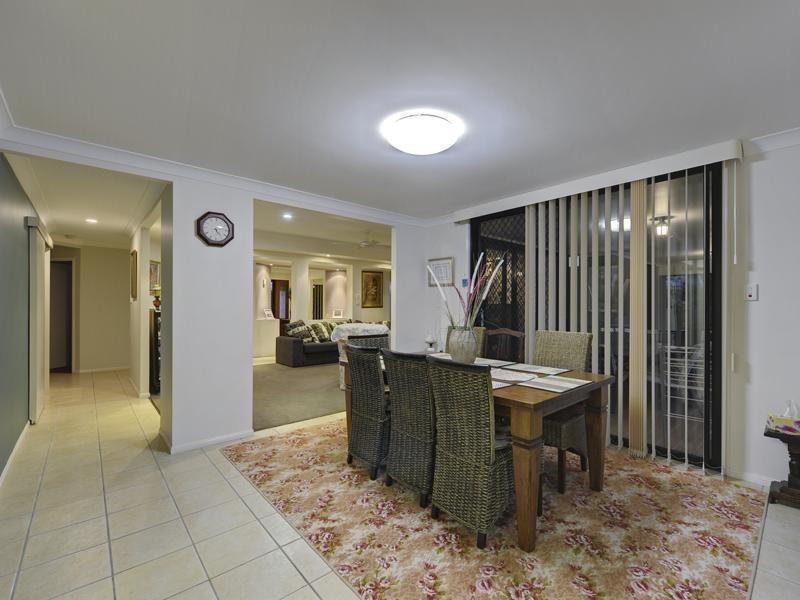 25 The Heights, Underwood QLD 4119