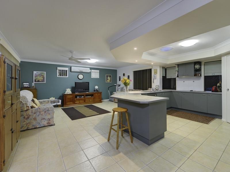 25 The Heights, Underwood QLD 4119