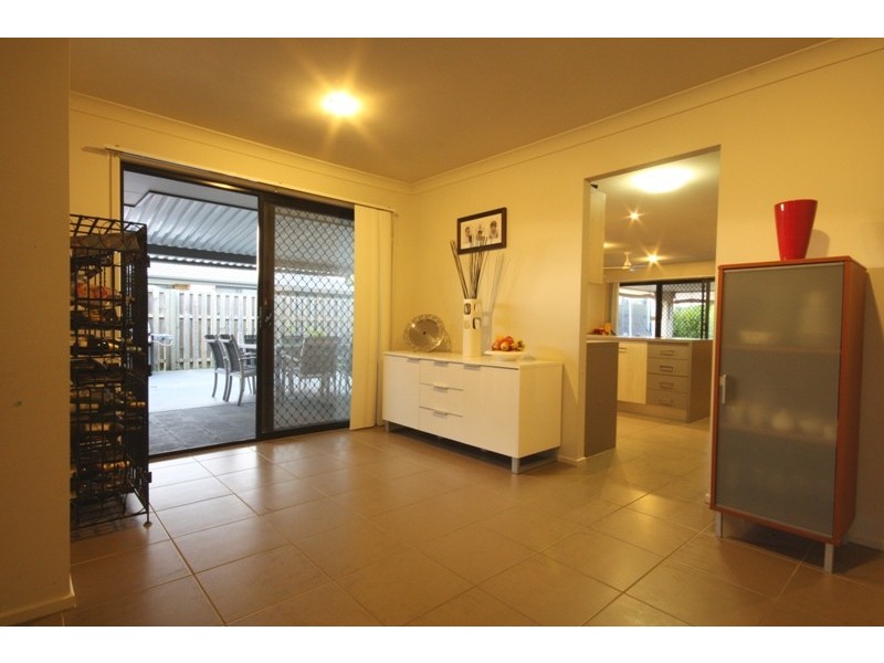 44 Goongarrie Crescent, Parkinson QLD 4115
