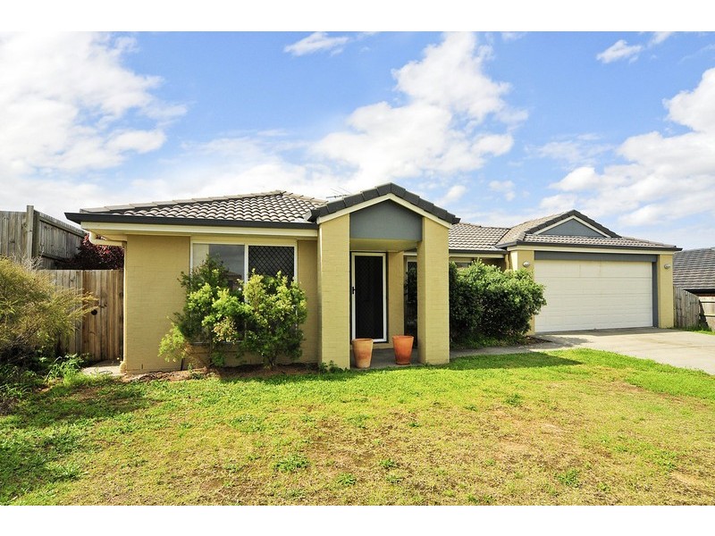 14 Paul Drive, Regents Park QLD 4118