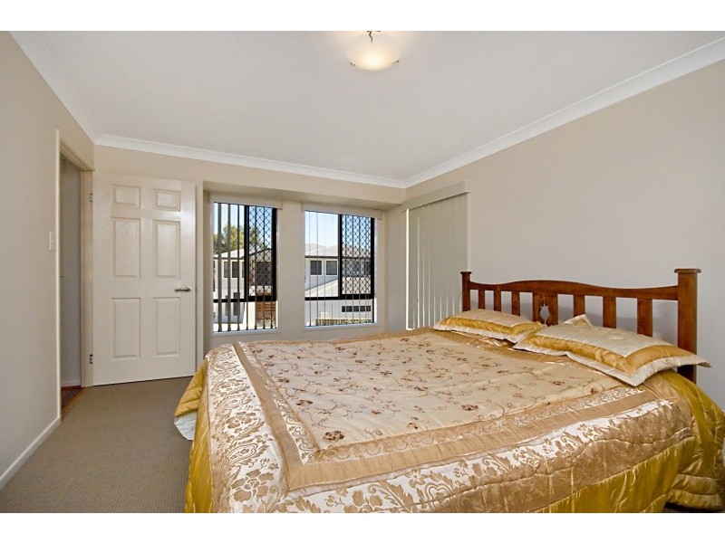 17 Hoop Pine Place, Sunnybank Hills QLD 4109