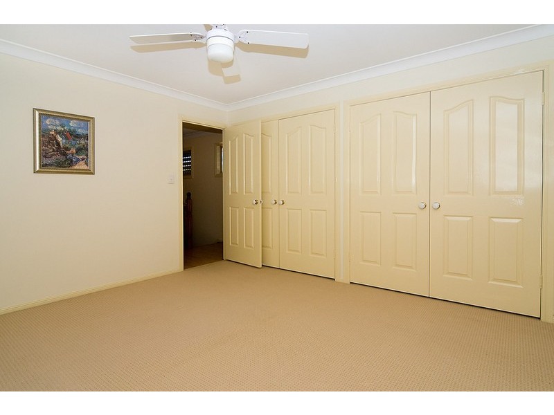 5 St Clair Close, Parkinson QLD 4115